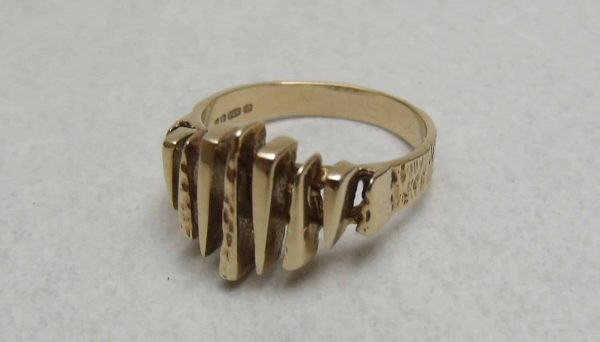 9ct Gold Ring of Abstract Design