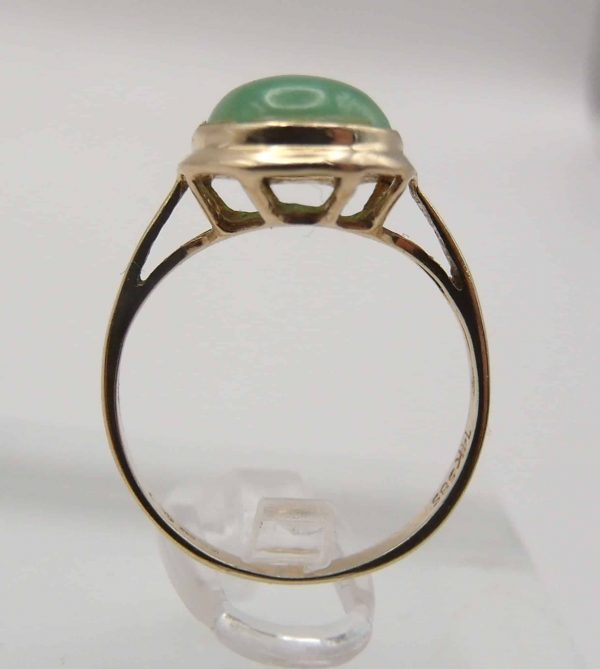 14ct Gold & Jade Ring