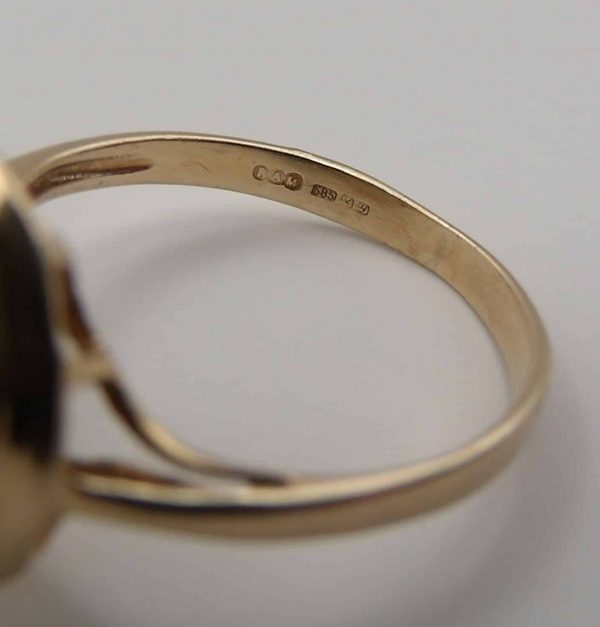 14ct Gold & Jade Ring