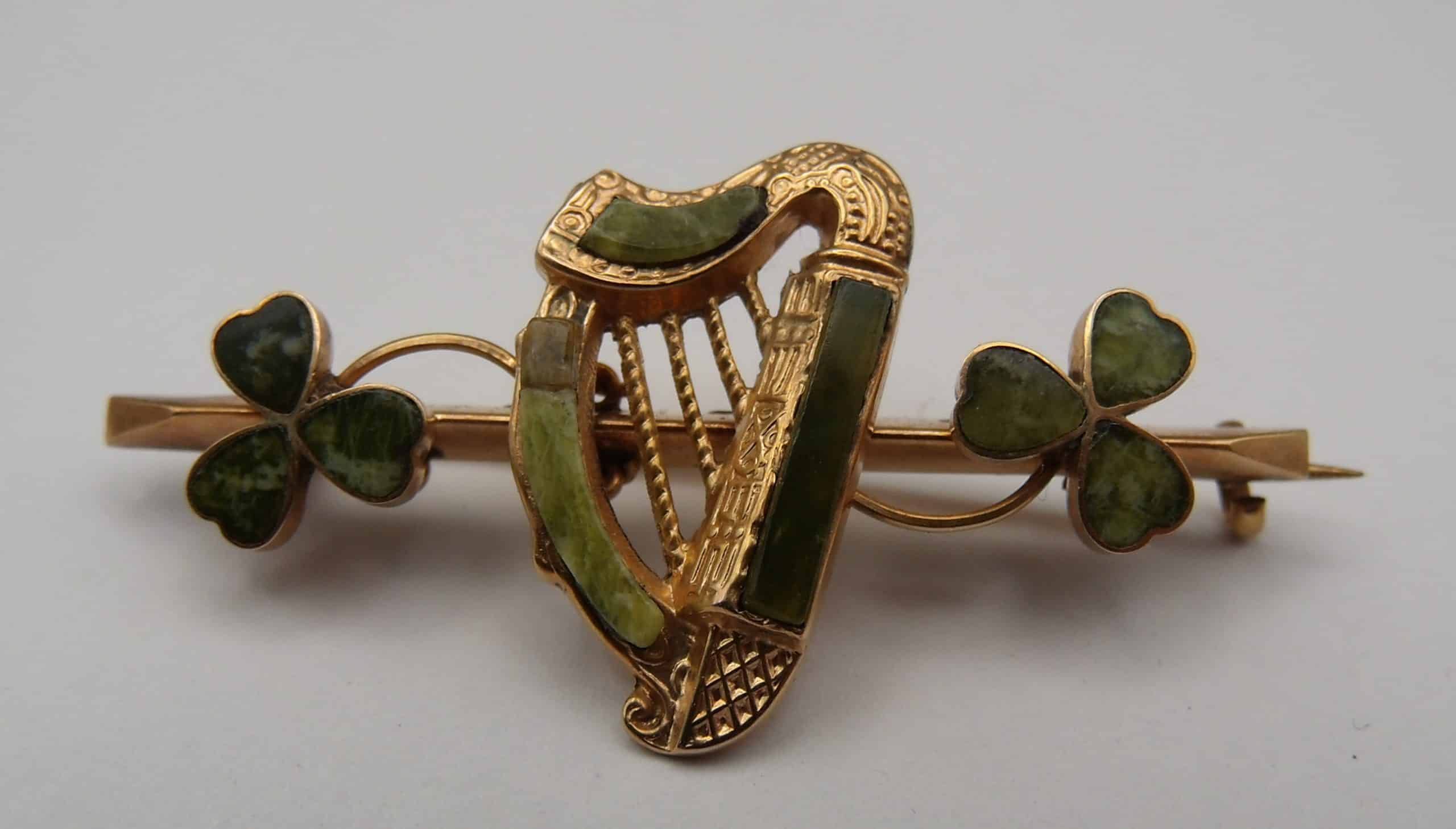 Edwardian 9ct Gold and Connemara marble bar brooch